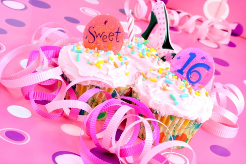 sweet_sixteen_cupcakes