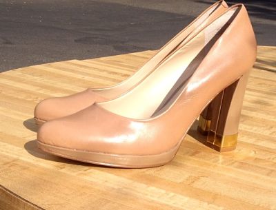 nude_pumps