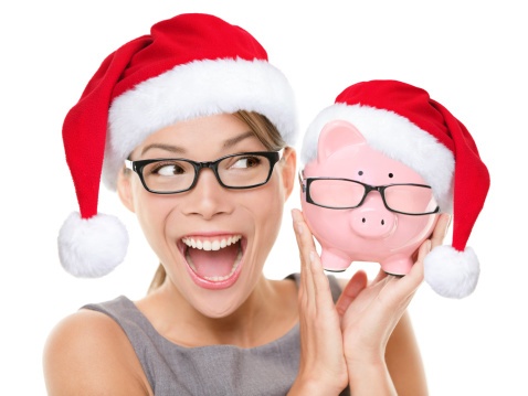 woman who likes to shop smart during the holidays